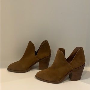 Steve Madden booties